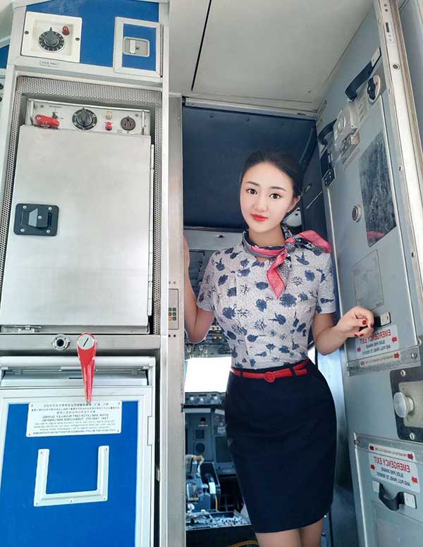 巴黎模特预约微信